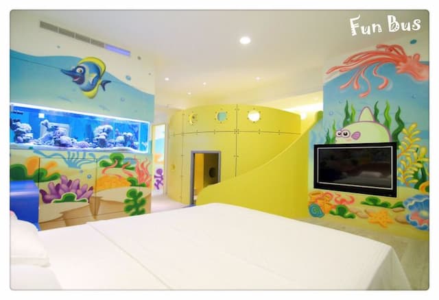 高雄FunBus溜滑梯親子民宿-徜徉海底房-3