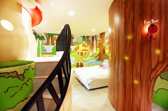 高雄FunBus溜滑梯親子民宿-蘑菇森林房-1