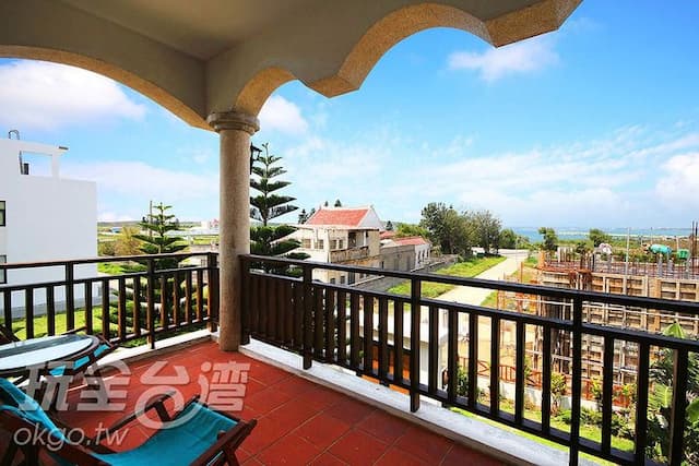 Summer Time Bed and Breakfast-2A double room with sea view-10