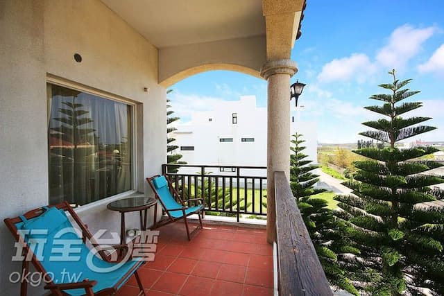 Summer Time Bed and Breakfast-2A double room with sea view-9