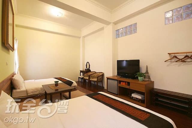 Summer Time Bed and Breakfast-4A / 4B Delicate Quadruple Room (Not Pick Room)-8