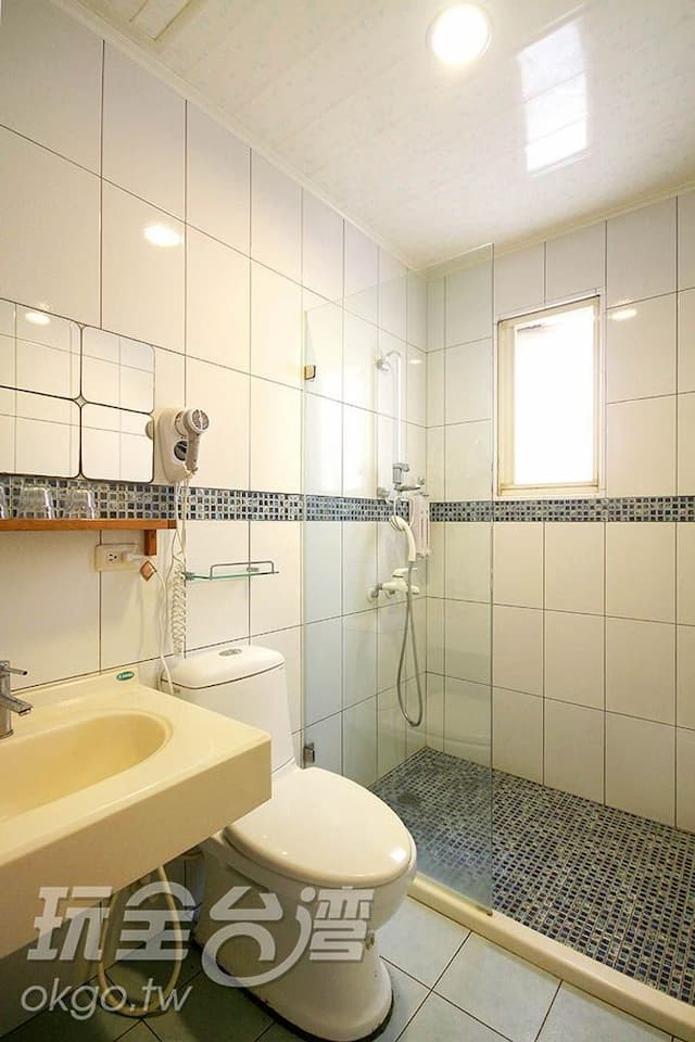 Summer Time Bed and Breakfast-4A / 4B Delicate Quadruple Room (Not Pick Room)-10