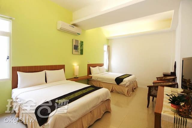 Summer Time Bed and Breakfast-4A / 4B Delicate Quadruple Room (Not Pick Room)-4