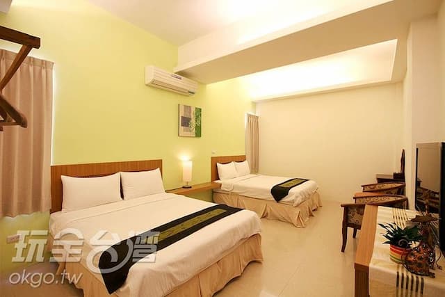 Summer Time Bed and Breakfast-4A / 4B Delicate Quadruple Room (Not Pick Room)-1