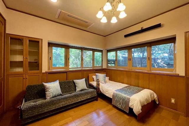 Hitachinaka -DAN--A Japanese-style villa standing on a 1,500 tsubo site on a large terrace with a river view. Hitachinaka Warm ~DAN~-1