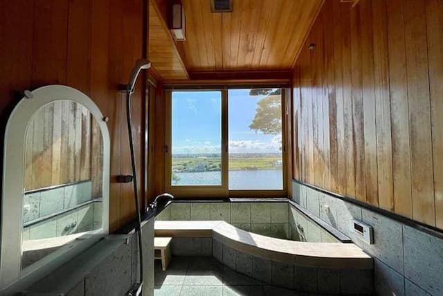 Hitachinaka -DAN--A Japanese-style villa standing on a 1,500 tsubo site on a large terrace with a river view. Hitachinaka Warm ~DAN~-9