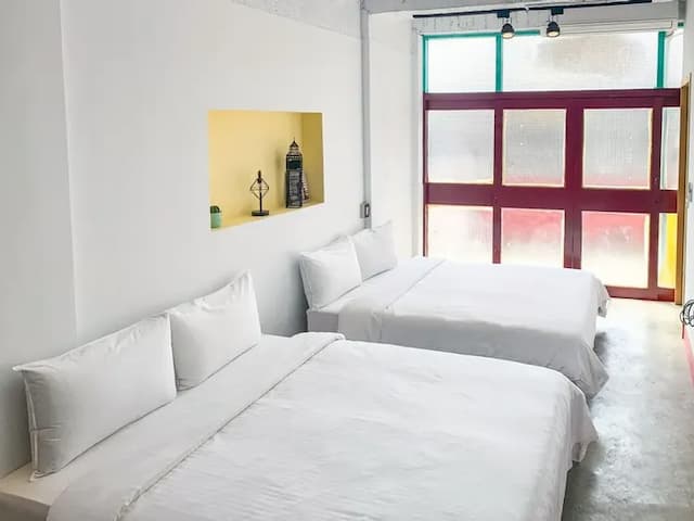 Here B&B-Room for six people-2