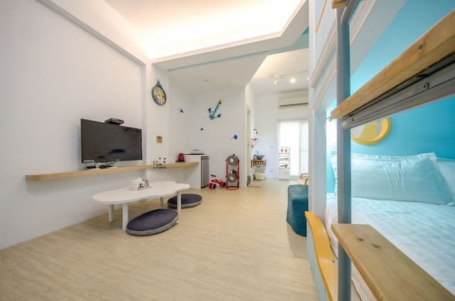 西港外婆家民宿|可選購溜滑梯房-航海家|六人套房-5