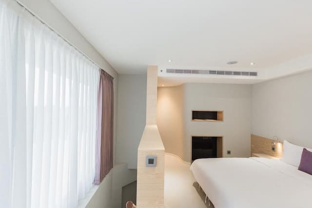 Le Meridien Bed and Breakfast-Deluxe Room 301-6