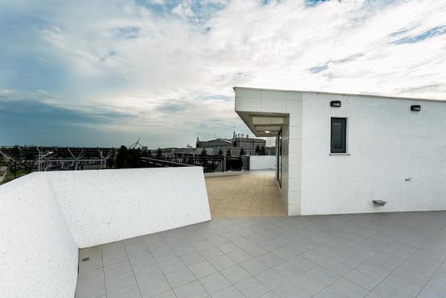 Le Meridien Bed and Breakfast-Deluxe Room 301-3