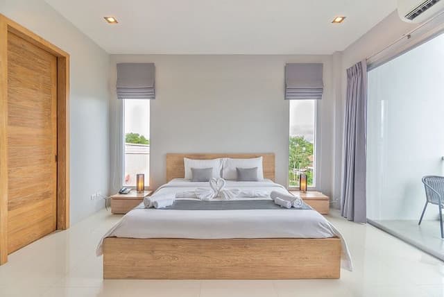 Lemonade Phuket Hotel-Lemon Deluxe King bed -38sqm--2