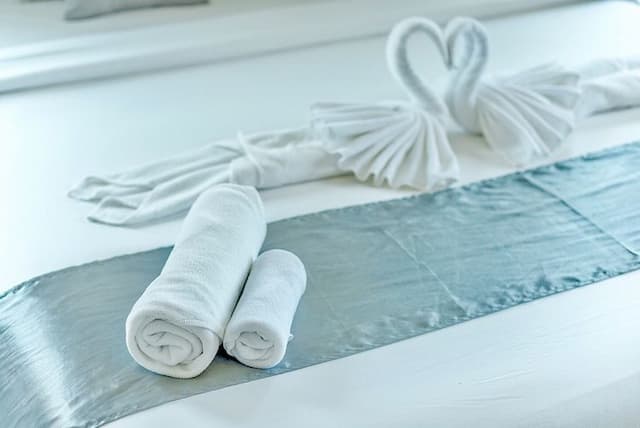 Lemonade Phuket Hotel-Lemon Deluxe King bed -38sqm--10