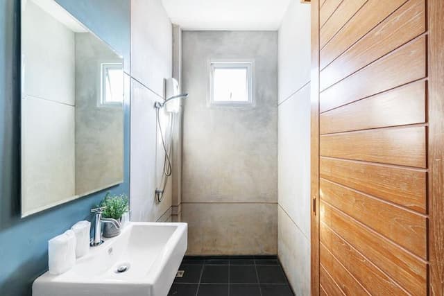 Lemonade Phuket Hotel-Lemon Deluxe King bed -38sqm--7