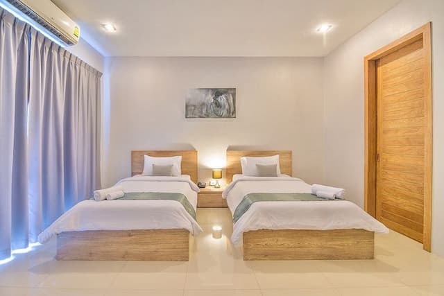 Lemonade Phuket Hotel-Lemon Deluxe Twin (2 single bed) -36sqm--7