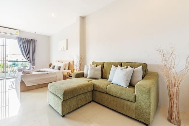 Lemonade Phuket Hotel-Lemon Suite King bed with living area -46sqm--5