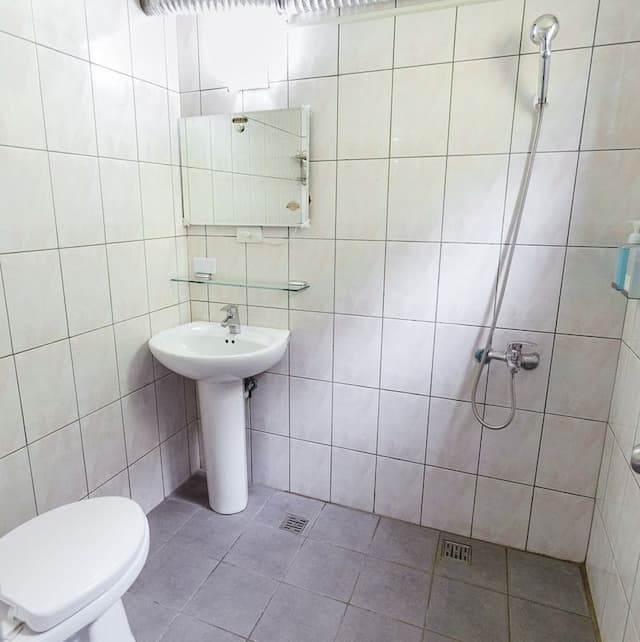 톰톰 비앤비 (TomTom bnb)-Industrial style double room-6