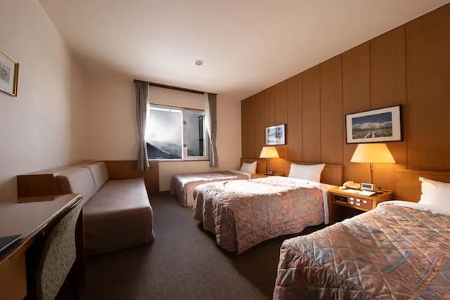 Western-style room B type (triple)