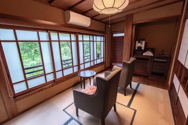 Kurokawa Onsen Mountain Inn Yamamizuki-2 beds with 6 tatami room-6