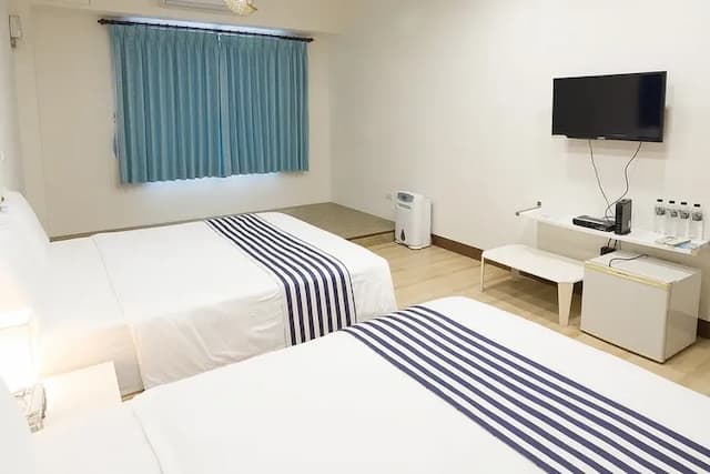 Meet - Happiness B&B-Including buildings-1