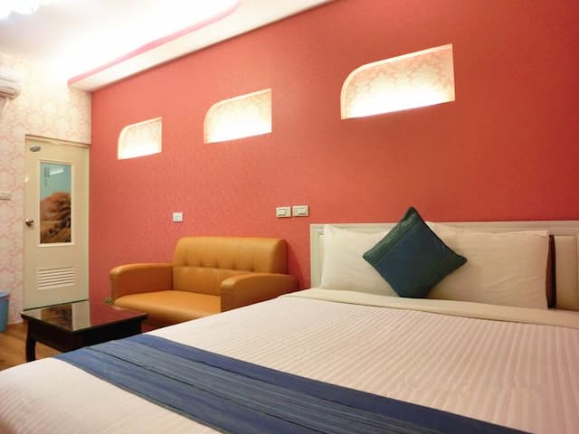 興吉旅店 | 室內公共空間自行車停放-標準二人房-6