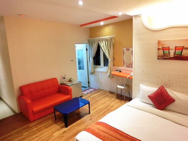 興吉旅店 | 室內公共空間自行車停放-精緻二人房-5