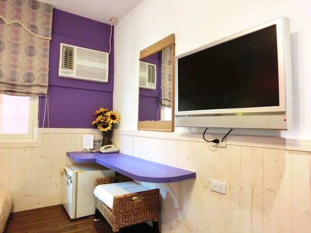 興吉旅店 | 室內公共空間自行車停放-本舘四人房-4