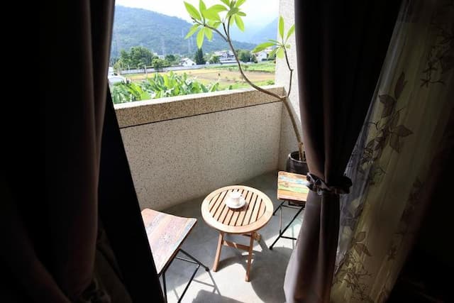 Dahua Ziwei B&B | Can accommodate 12 people in a private room in Hualien | Pastoral leisurely forest life-Tuberose Double Room-6