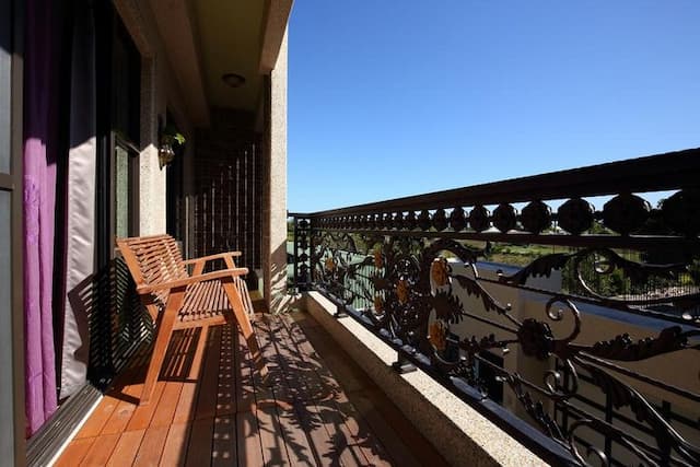 Dahua Ziwei B&B | Can accommodate 12 people in a private room in Hualien | Pastoral leisurely forest life-Bignonias Quad Room-8