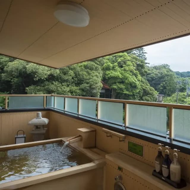 Ancient purple cypress bath