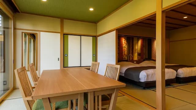 With Moegi color open-air bath