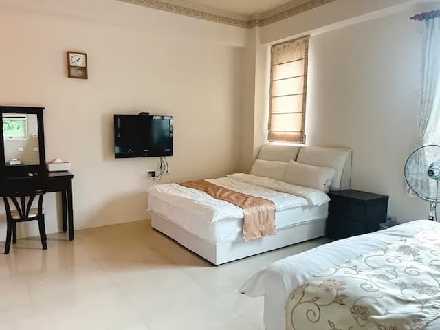 통이더지아 (Tong E De Jia)-Cozy Quadruple Room with breakfast-3