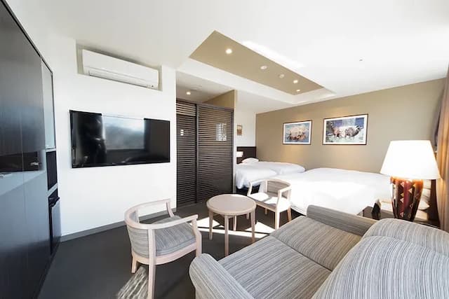 Hotel Riverge Akebono-East Wing Superior Quad Room-2