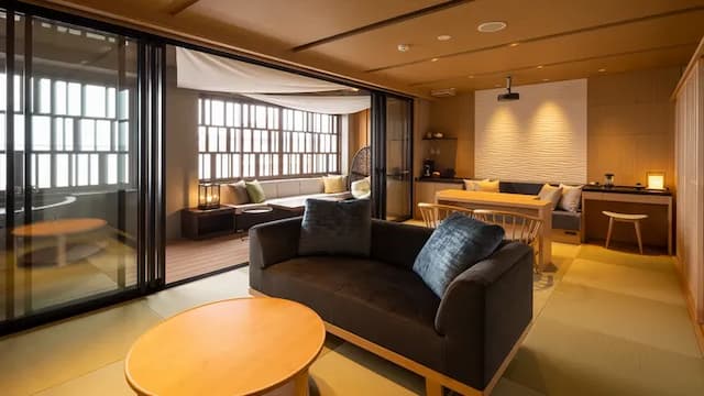 Belamping Special Floor "Lake Yu" Premier Suite