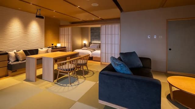 Lake Yu Premier Suite