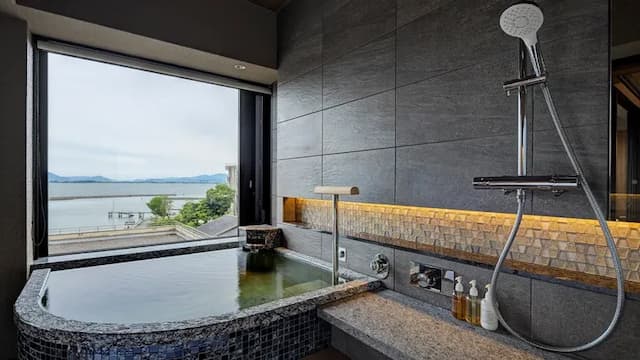 Lake Yu Elegant Suite