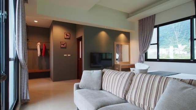 Viasea B&B-With balcony & amazing view-4