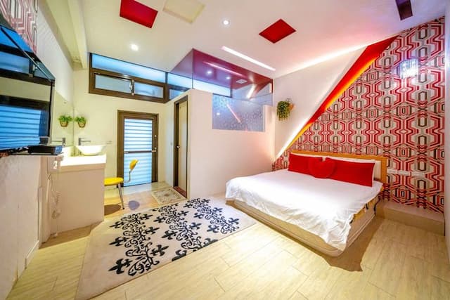 Cat is lazy-Entire house 12ppl-9