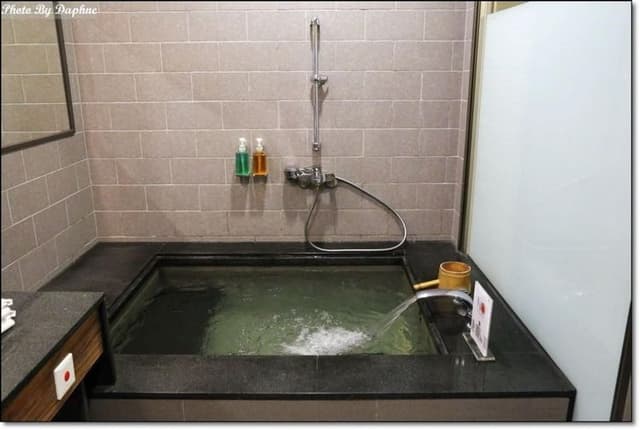 No.9 hot spring hotel-Classic Twin (two single bed)-4