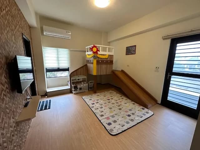 日沐澄旅-陽台溜滑梯六人房-3