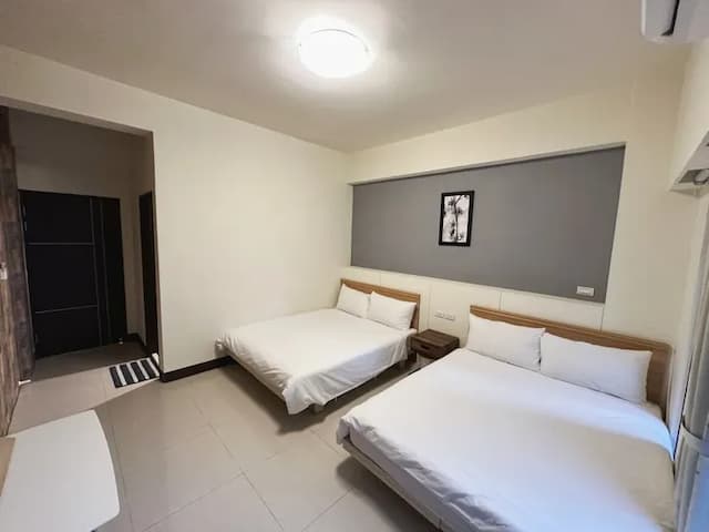 日沐澄旅-陽台四人房-2