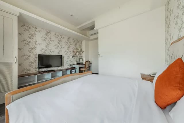 墾丁後灣 南法風情海景民宿|近海洋生物博物館-山景雙人房-6