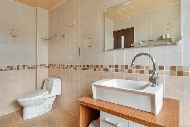 墾丁後灣 南法風情海景民宿|近海洋生物博物館-豪華雙人房-附浴缸-12