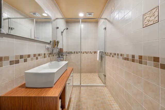 墾丁後灣 南法風情海景民宿|近海洋生物博物館-豪華四人房-9