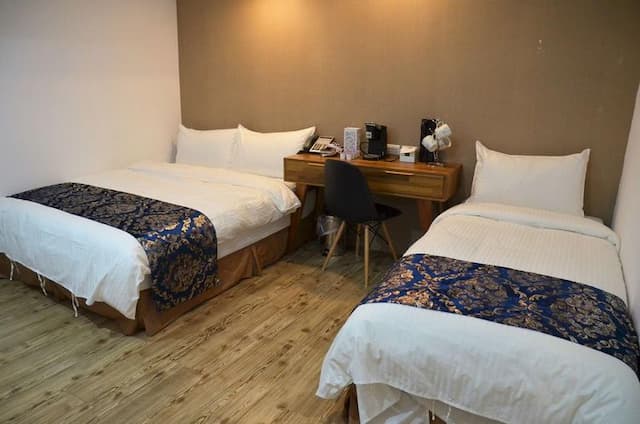 M Taipei Hotel-Triple room with view-4