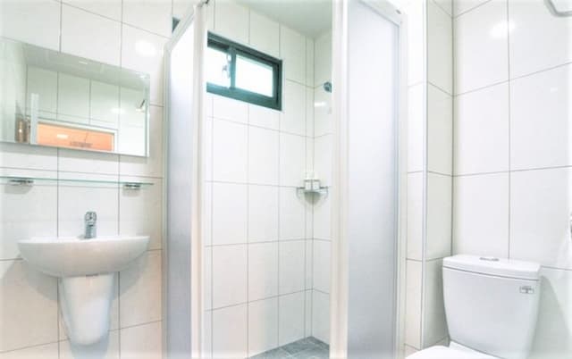 Wei Yu Building 1|Close to Shennong Street-Stylish Quadruple Suite-6