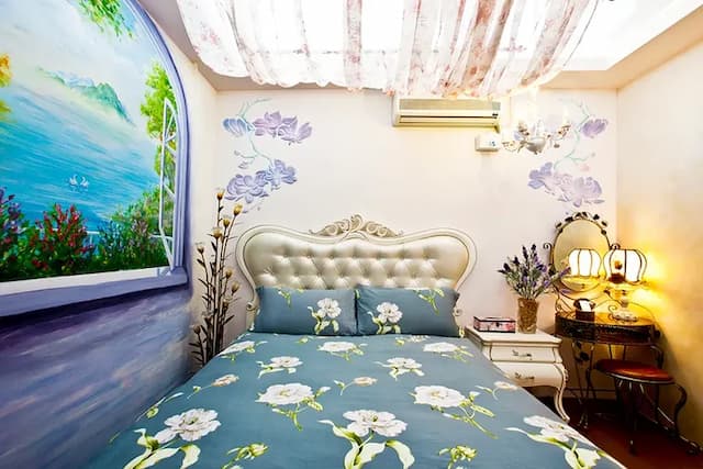 3D Sunflower Embossed B&B-Relief Double Room-9