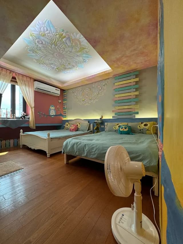 3D Sunflower Embossed B&B-Deluxe 3D/relief quadruple room-9