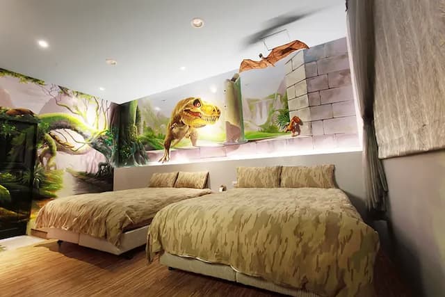 3D Sunflower Embossed B&B-Deluxe 3D/relief quadruple room-1