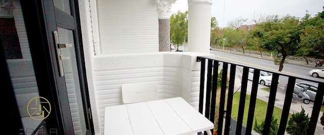 만만 비앤비 (Man Man B&B)-Deluxe Double Room | Balcony-4