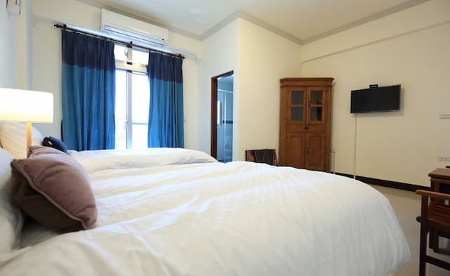 아빠 홈스테이 (A-BA Homestay)-Classic Double Room (two single beds)-8
